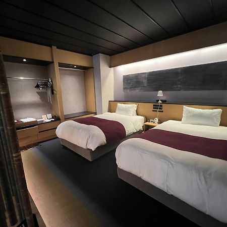 Ufufu Hotel Изу Екстериор снимка
