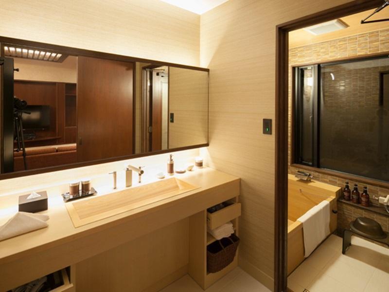 Ufufu Hotel Изу Екстериор снимка